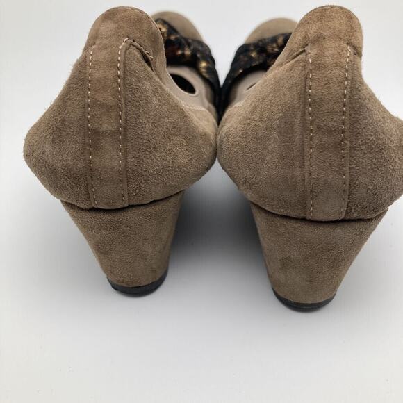 Anyi Lu Womens Wedges Beige Leather Leopard Scrunch Slip On Italy EUR 37 US 6.5M - Picture 4 of 10